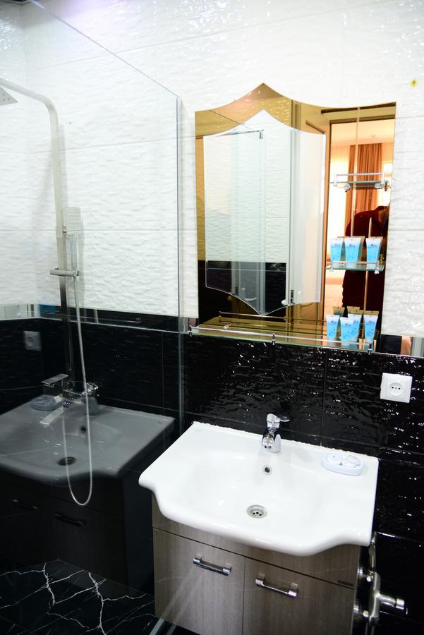 Hotel New Avlabari Tbilisi ภายนอก รูปภาพ