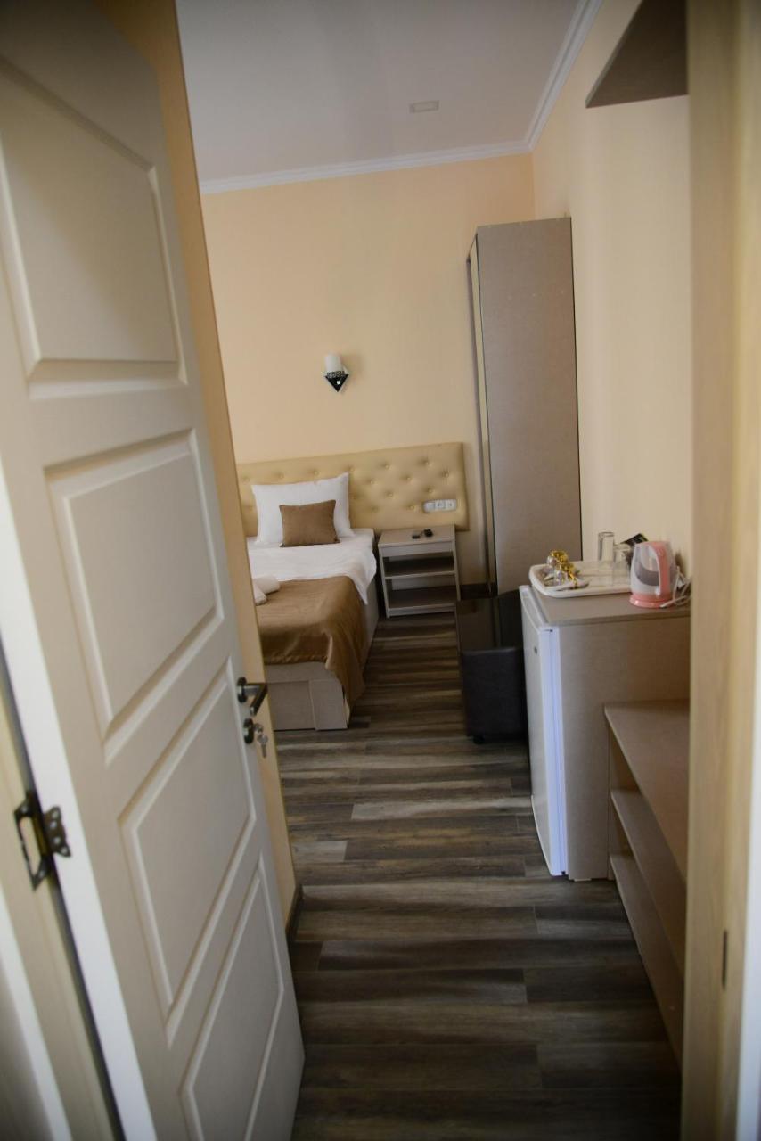 Hotel New Avlabari Tbilisi ภายนอก รูปภาพ