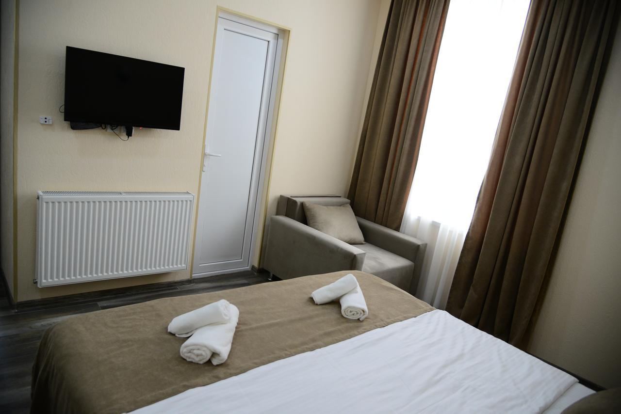 Hotel New Avlabari Tbilisi ภายนอก รูปภาพ