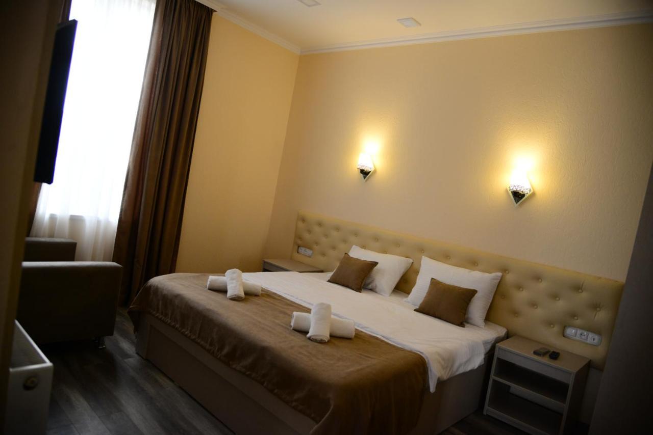 Hotel New Avlabari Tbilisi ภายนอก รูปภาพ