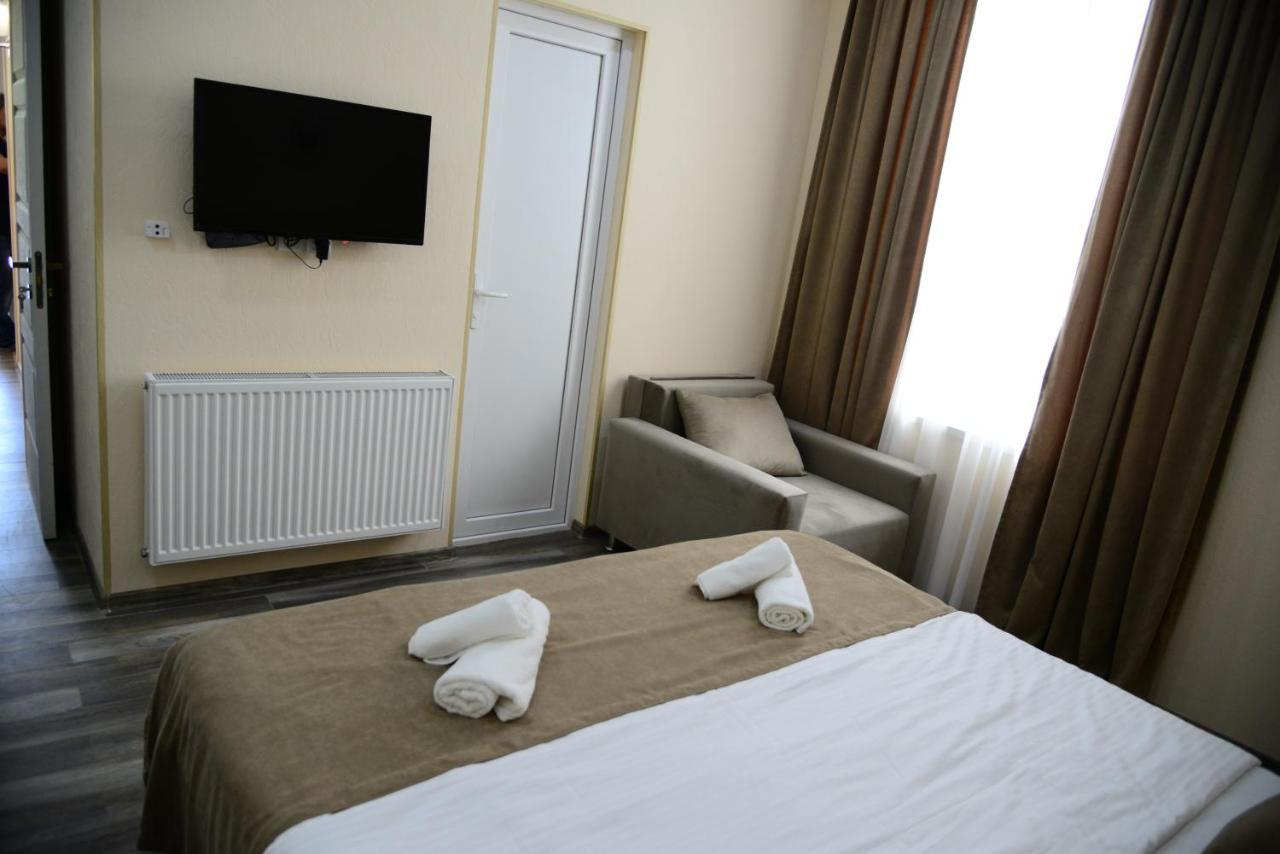 Hotel New Avlabari Tbilisi ภายนอก รูปภาพ